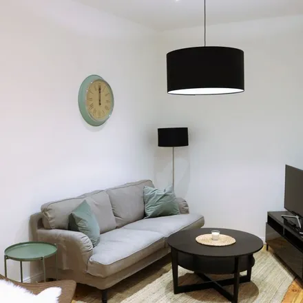 Rent this 2 bed apartment on Raumerstraße 29 in 10437 Berlin, Germany