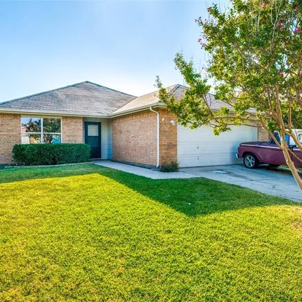 Buy this 3 bed house on 118 Thoroughbred Drive in Krum, Denton County