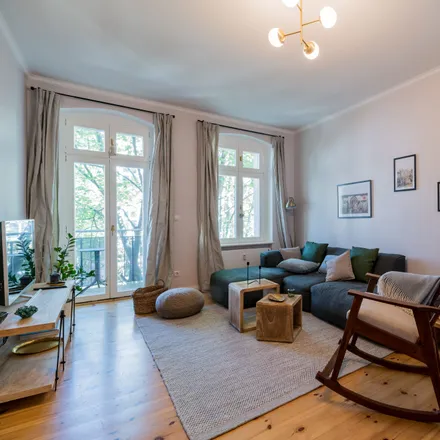 Rent this 3 bed apartment on Warschauer Straße 76 in 10243 Berlin, Germany