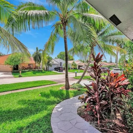 Image 5 - 714 Southeast 3rd Lane, Dania Beach, FL 33004, USA - House for rent