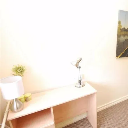 Image 4 - Montgomery House, Demesne Road, Manchester, M16 8PH, United Kingdom - Room for rent