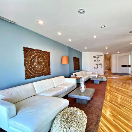 Image 5 - 1 Driftwood Street, Los Angeles, CA 90292, USA - Condo for sale