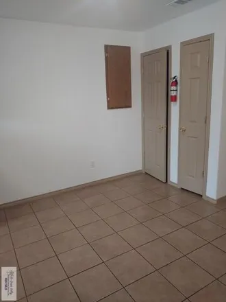 Image 3 - 1066 Robinhood Drive, Four Corners, Brownsville, TX 78521, USA - Apartment for rent