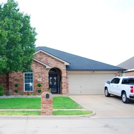 Rent this 4 bed house on 10524 Bear Creek Trail in Fort Worth, TX 76244