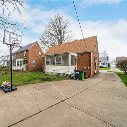 Image 4 - 26978 Mallard Avenue, Euclid, OH 44132, USA - House for sale