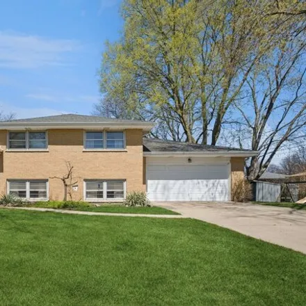 Buy this 4 bed house on 320 East Magnolia Street in Arlington Heights, IL 60005