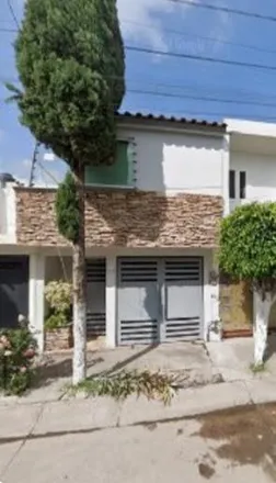 Buy this studio house on Calle Colina de los Pinos 201A in Colinas De Santa Julia, 37530 León