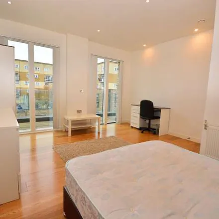 Rent this 3 bed apartment on Wells Court in Bristol Walk, London