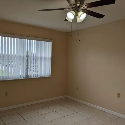Image 6 - Lori Drive, Palm Springs, FL 22400, USA - Apartment for rent