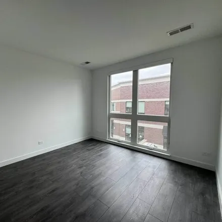 Image 5 - 4179 West Irving Park Road, Chicago, IL 60641, USA - House for rent