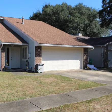 Buy this 3 bed house on 3805 Cherrywood Court in Niceville, FL 32578