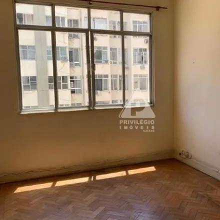 Buy this 2 bed apartment on Praia do Flamengo 192 in Flamengo, Rio de Janeiro - RJ