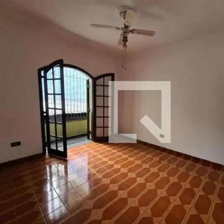 Buy this 5 bed house on Rua Ágata in Bairro dos Casa, São Bernardo do Campo - SP