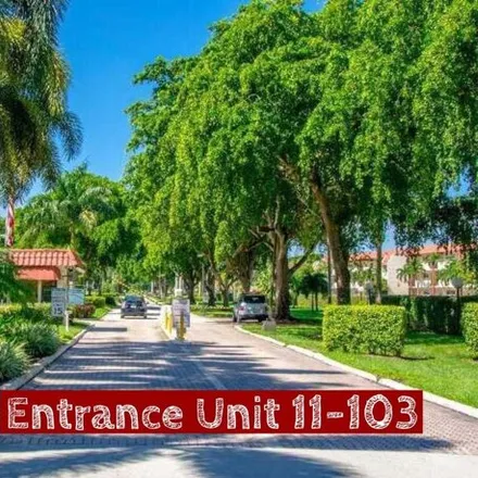 Rent this 2 bed condo on Hollybrook Golf and Tennis Club in 9051 Pembroke Road, Pembroke Pines