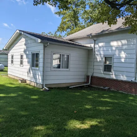 Buy this 3 bed house on 14 East Washington Street in Poneto, Wells County