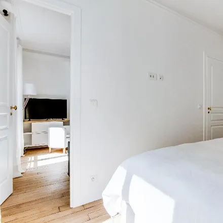 Rent this 1 bed apartment on 116 Rue Lauriston in 75116 Paris, France