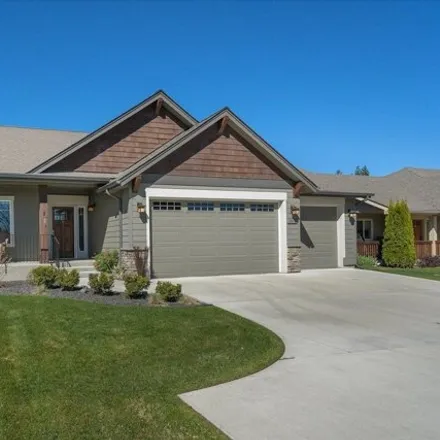 Buy this 3 bed house on 6772 East Columbia Drive in Spokane County, WA 99217