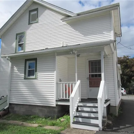 Image 3 - 13 Grand Street, West End, City of Port Jervis, NY 12771, USA - House for sale