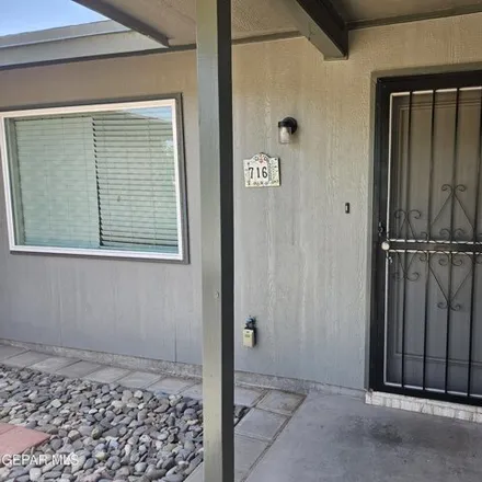 Image 3 - 716 Carabinas Way, El Paso, Texas, 79922 - House for rent