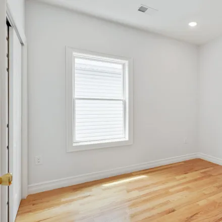 Image 5 - 286 Bowers Street, Jersey City, NJ 07307, USA - Condo for sale