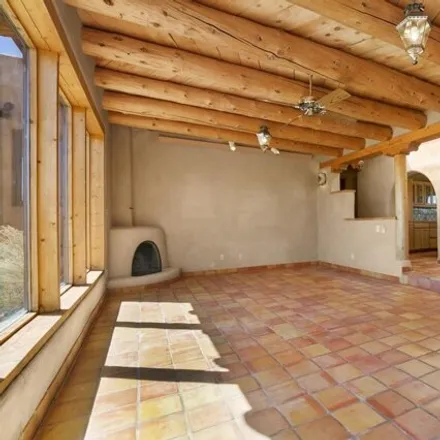 Image 4 - 98 Windsong, Taos County, NM 87529, USA - House for sale