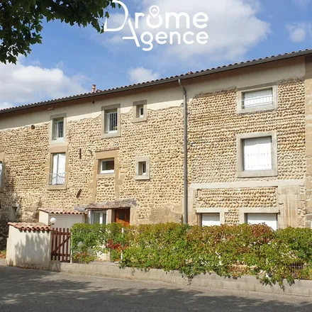 Rent this 5 bed apartment on 1640 b Route de Châteauneuf in 26300 Alixan, France