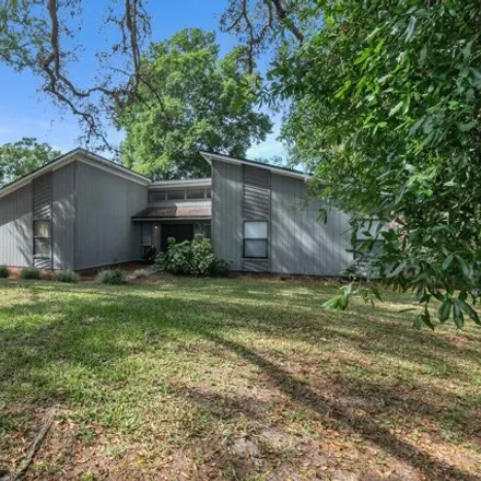 Buy this 3 bed house on 12116 Blackfoot Trail in Jacksonville, FL 32223