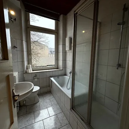 Rent this 3 bed apartment on Traarer Straße 235 in 47829 Krefeld, Germany