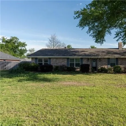 Buy this 4 bed house on 1926 Diane Drive in Sulphur, LA 70663