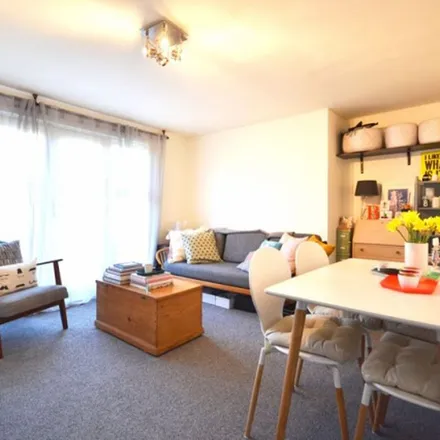 Image 2 - Luther King Close, London, E17 8RS, United Kingdom - Apartment for rent