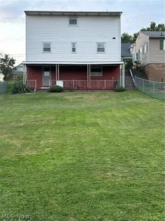 Image 2 - 222 Franklin St, Weirton, West Virginia, 26062 - House for sale