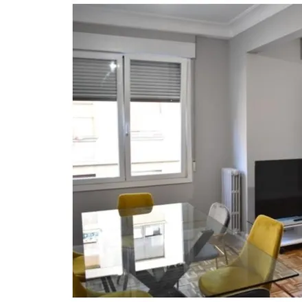 Rent this 2 bed apartment on COAMI ikastetxea / Colegio COAMI in Avenida Lapurdi / Lapurdi etorbidea, 48012 Bilbao