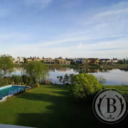 Rent this 4 bed house on unnamed road in Partido de Tigre, Dique Luján