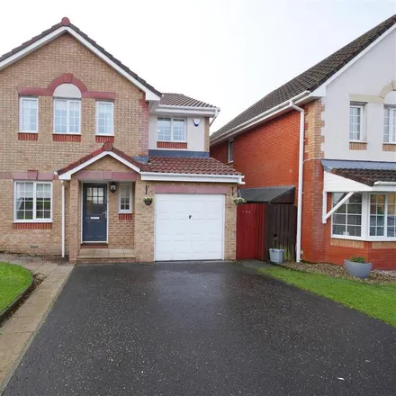 Rent this 4 bed house on Waverley Park in Kirkintilloch, G66 2BP