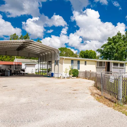 Buy this 2 bed house on 6775 West Park Drive in Homosassa Springs, FL 34446