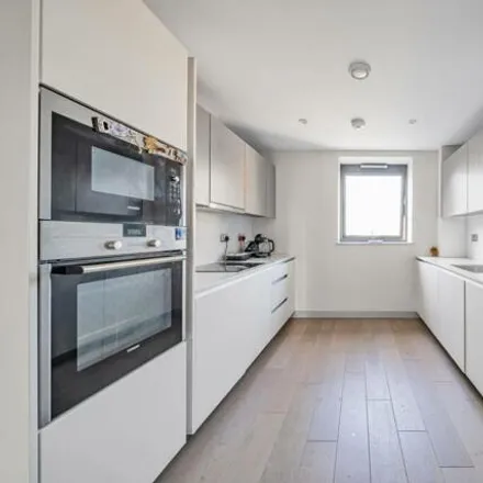 Image 5 - Singapore Road, London, W13 0FD, United Kingdom - Apartment for sale