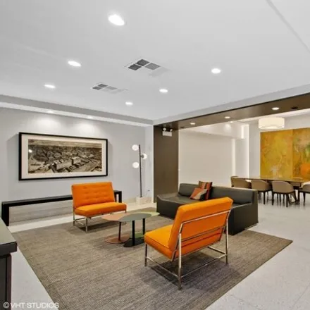 Image 4 - Randolph Place Lofts, 165 North Canal Street, Chicago, IL 60606, USA - Condo for sale