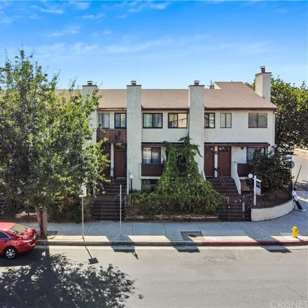 Buy this 2 bed townhouse on 14100 Calvert Street in Los Angeles, CA 91401