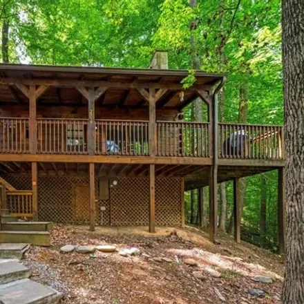 Buy this 1 bed house on 2998 Peregrine Way in Pigeon Forge, TN 37863