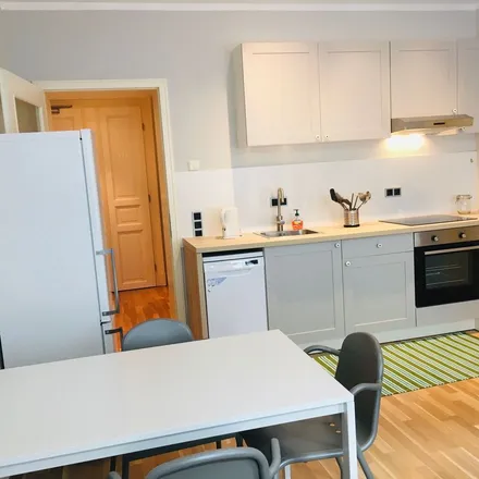 Rent this 2 bed apartment on Helmholtzstraße 14 in 04177 Leipzig, Germany