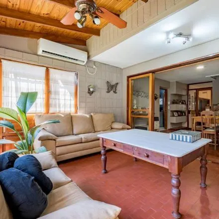 Buy this 3 bed house on Montevideo 3292 in Echesortu, Rosario