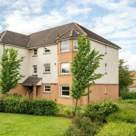 Rent this 2 bed apartment on Fieldfare View in Dunfermline, KY11 8LZ
