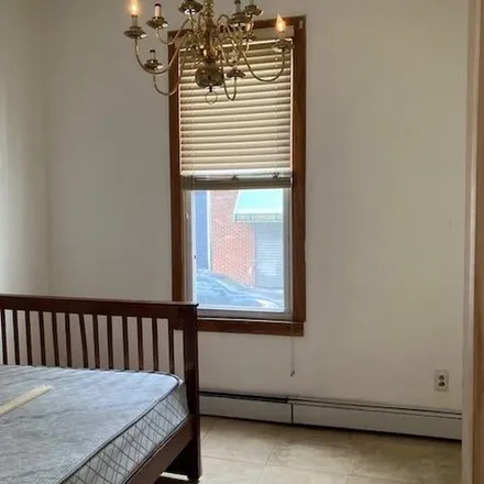 Rent this 2 bed apartment on Union Hill High School in Hudson Avenue, Union City