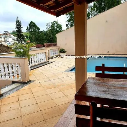 Buy this 5 bed house on Rua General Alberto de Matos in Santa Terezinha, Juiz de Fora - MG