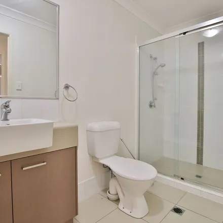 Image 2 - Ford Street, Berserker QLD 4701, Australia - Apartment for rent