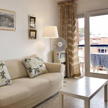 Image 2 - 43830 Torredembarra, Spain - Apartment for rent
