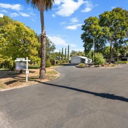 Image 8 - 4625 Robinson Road, Solano County, CA 95688, USA - House for sale