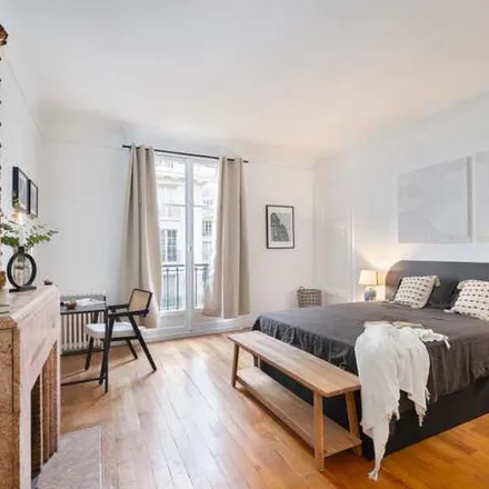 Image 9 - 4w Porte de Neuilly, 75016 Paris, France - Apartment for rent