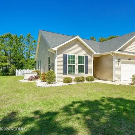 Buy this 2 bed townhouse on 3316 Hogan Court in Morehead City, NC 28557