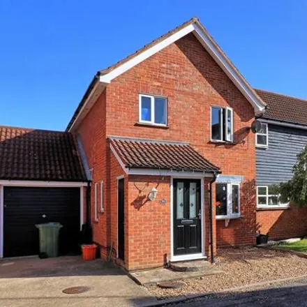 Buy this 3 bed duplex on Menzies Avenue in Basildon, SS15 6SY